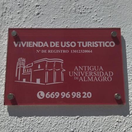 Apartamento Turistico Antigua Universidad Алмагро Екстериор снимка