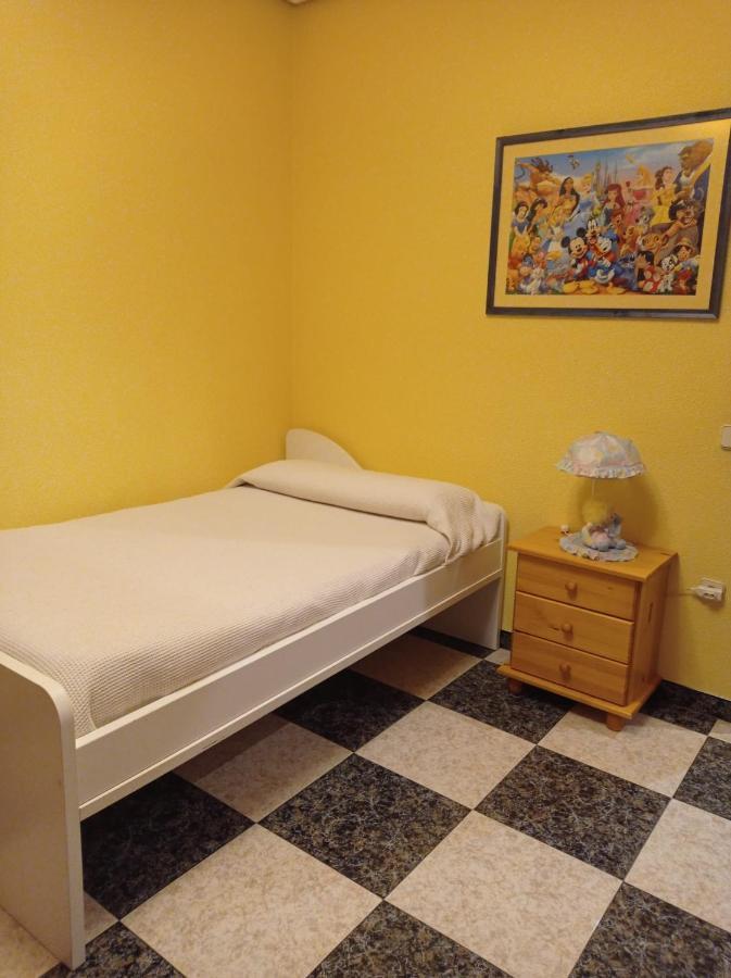 Apartamento Turistico Antigua Universidad Алмагро Екстериор снимка