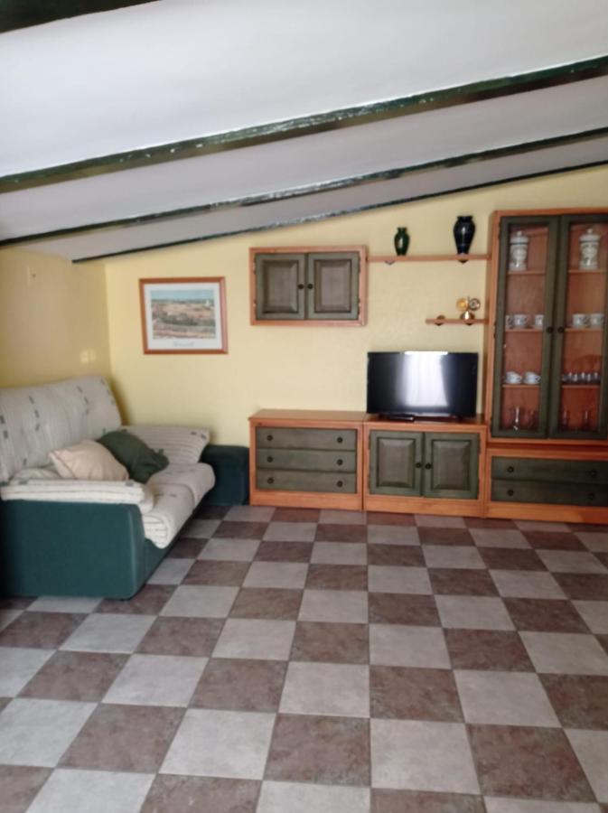 Apartamento Turistico Antigua Universidad Алмагро Екстериор снимка